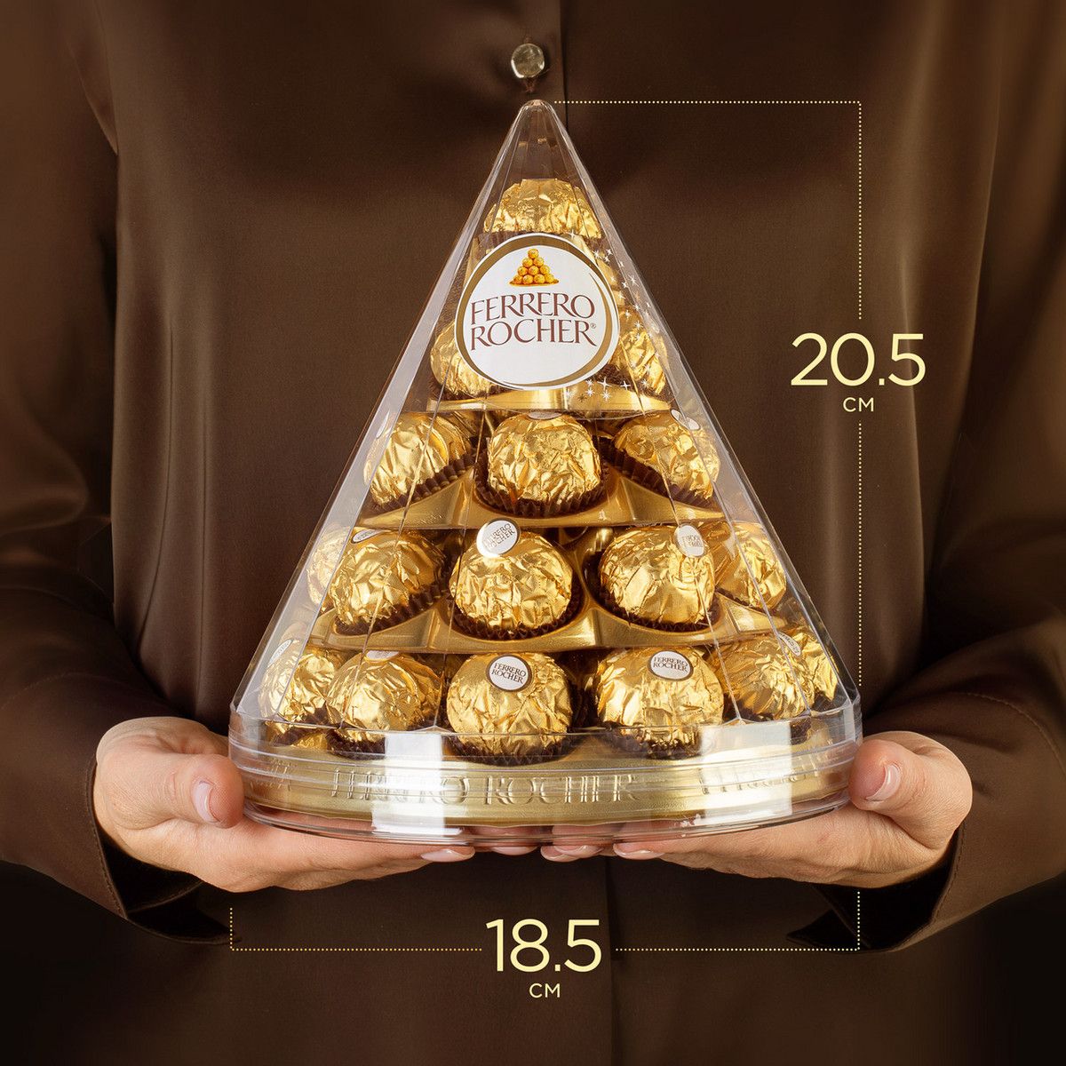 Набор конфет Ferrero Rocher хрустящие из молочного шоколада, 350г х 6шт.