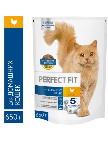 Корм сухой Perfect Fit для взрослых домашних кошек с курицей, 650г