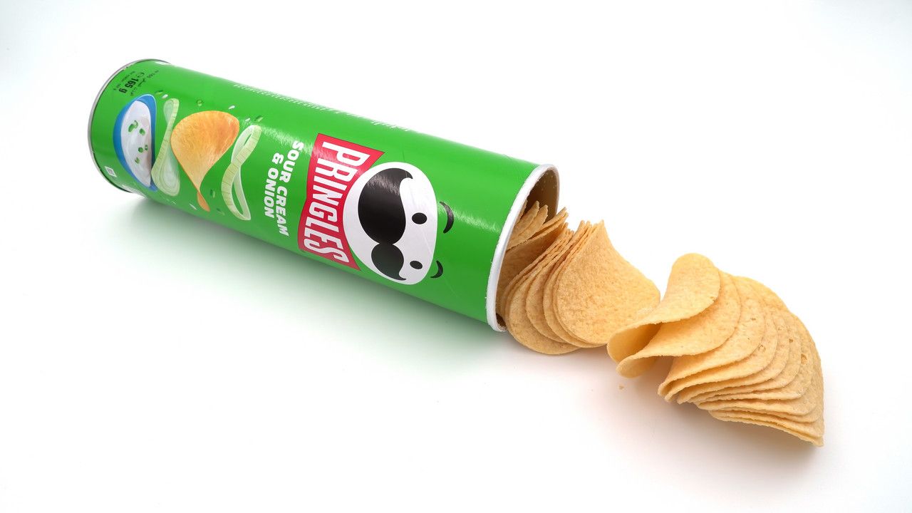 Чипсы Pringles картофельные Сметана и лук, 165г. Упаковка 19шт. Набор 2 упаковки.
