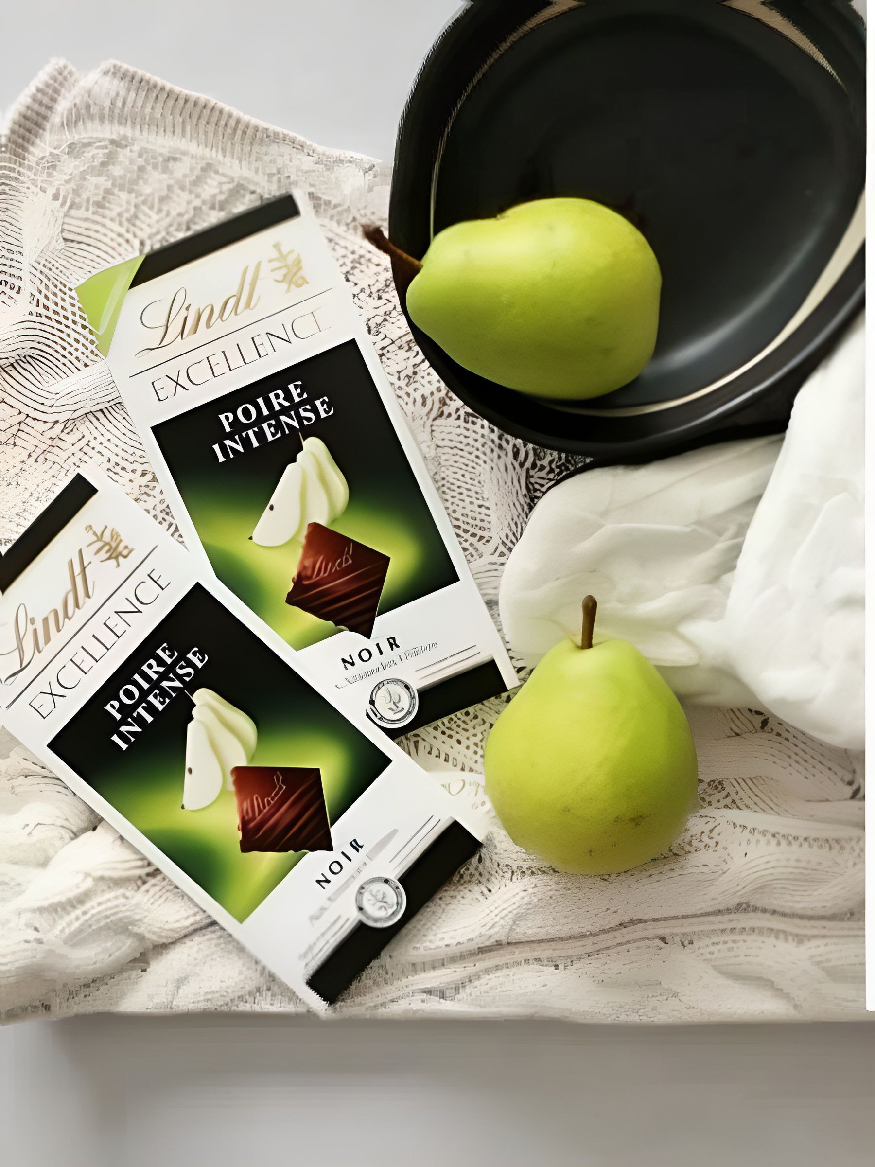 Шоколад темный Lindt Excellence INTENSE Pear, Груша с миндалем (100 гр). 3 шт.